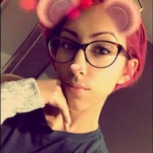 Meet your Posher, Dora